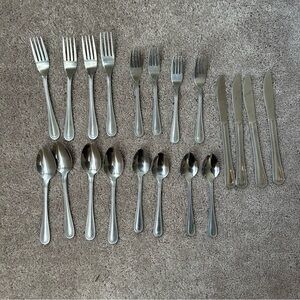 Farberware Silver Flatware Set